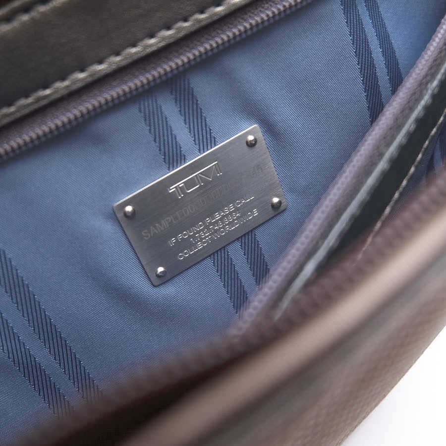 即納!最大半額! TUMI トゥミ ショルダーバッグ 2WAY ビジネスバッグ