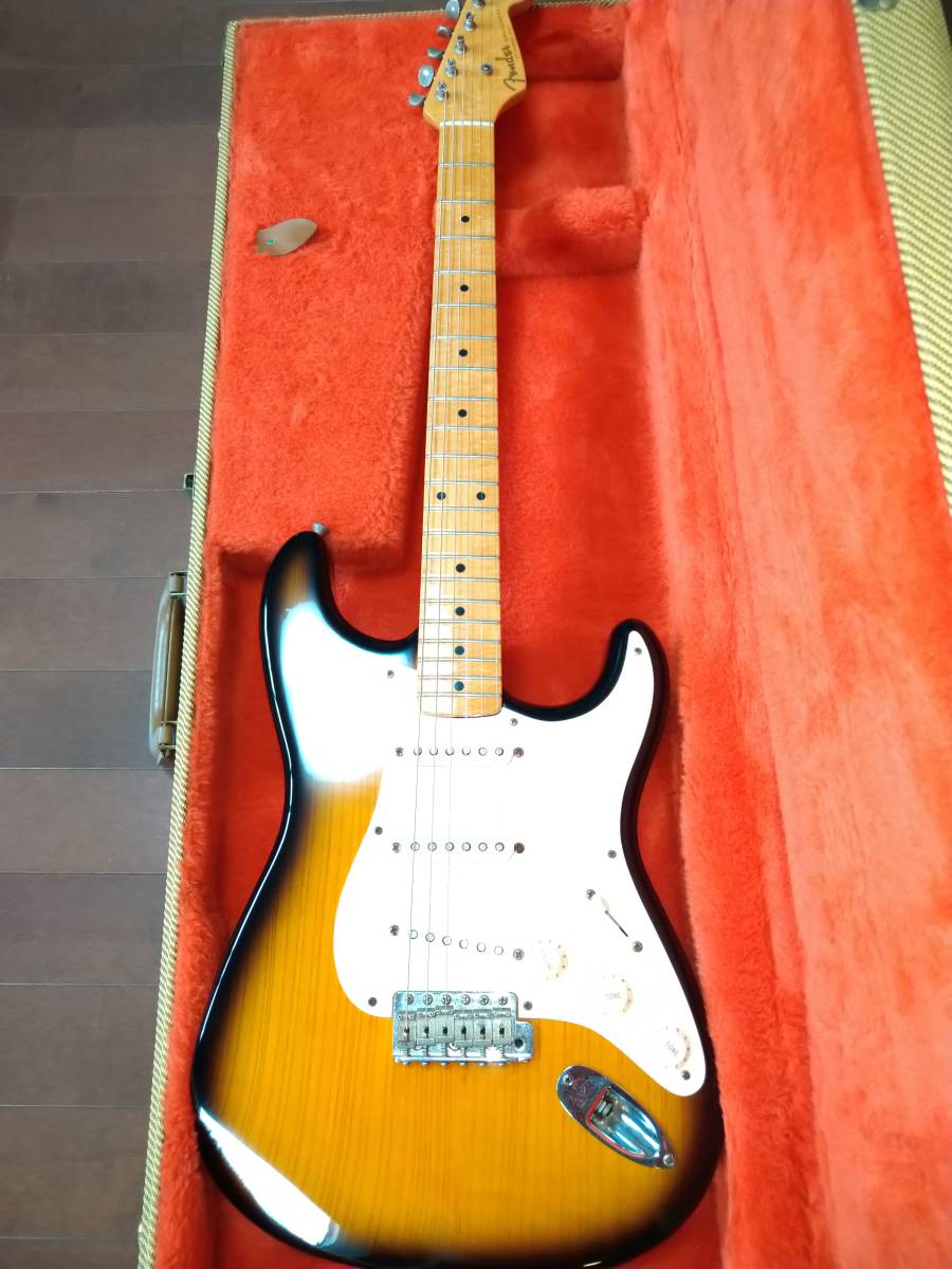 FENDER USA CUSTOM SHOP　54storat 93製　美品_画像1