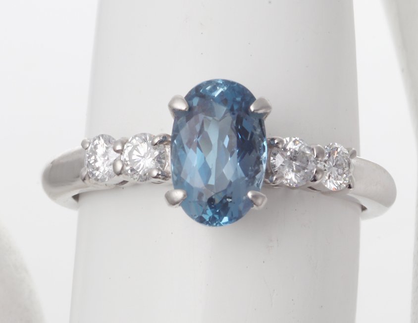 ☆めずらしい濃色アクアマリン1.03ct+ダイアのPt900製9.5号リング/IP