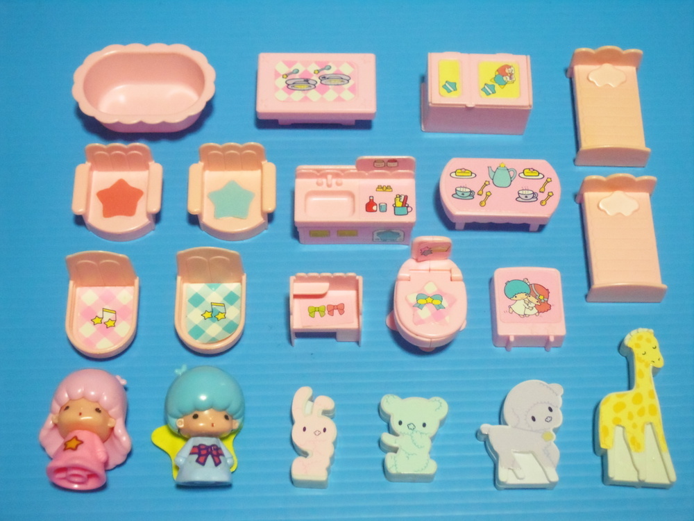 □ サンリオ 1983年 旧タカラ キキララのおうち つみきハウス □ サンリオ 1983年 旧タカラ キキララのおうち つみきハウス
