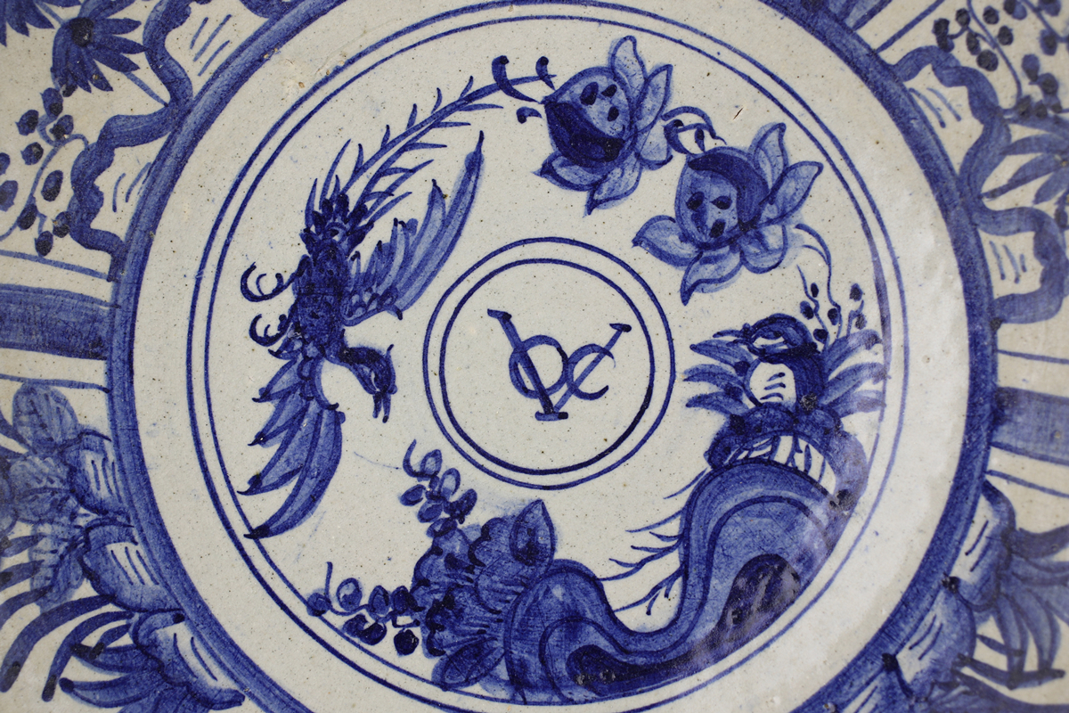 C7976 江戸時代 古伊万里染付 【東インド会社】 VOC鳳凰華図 大皿 42cm