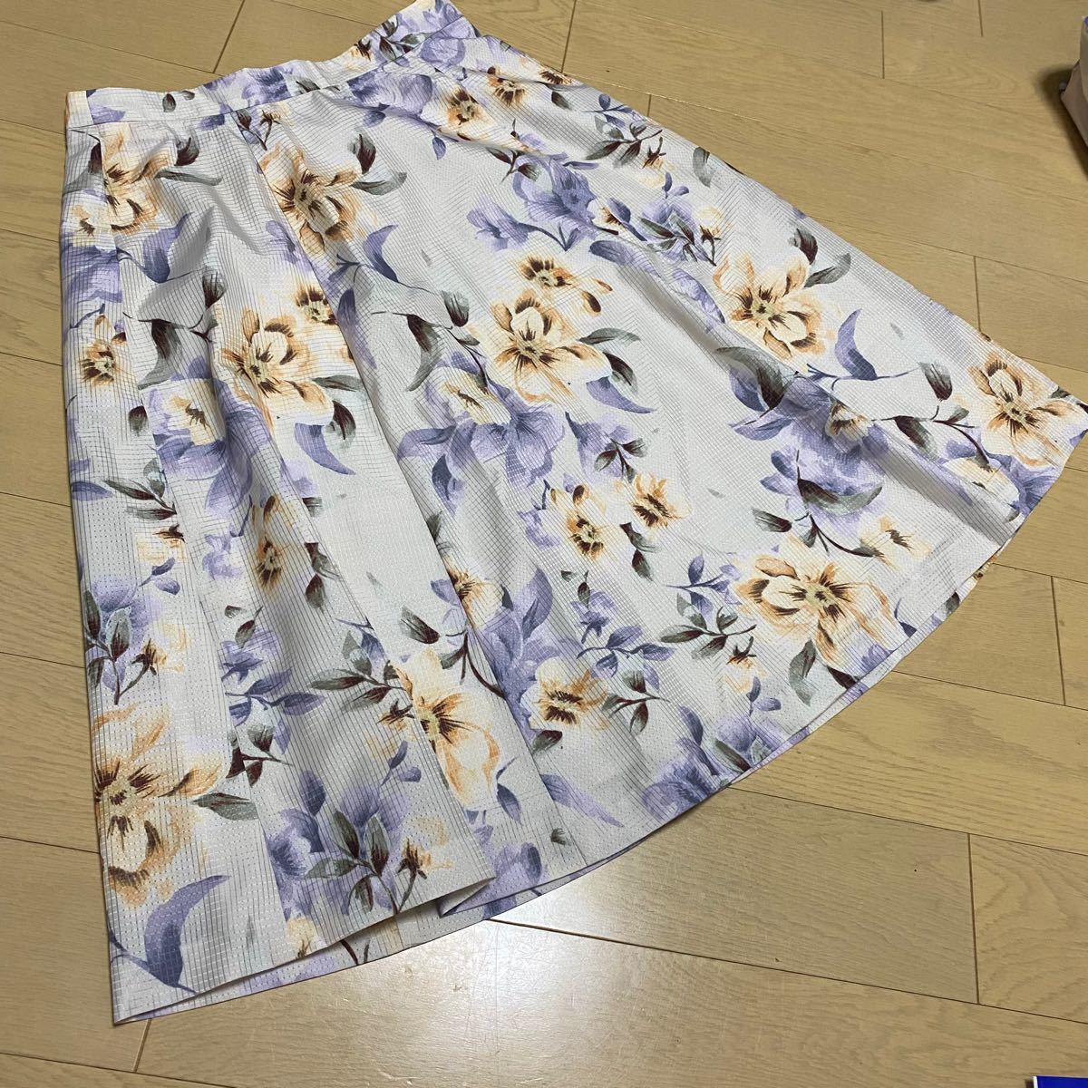 【未使用】クリアインプレッション　花柄スカート