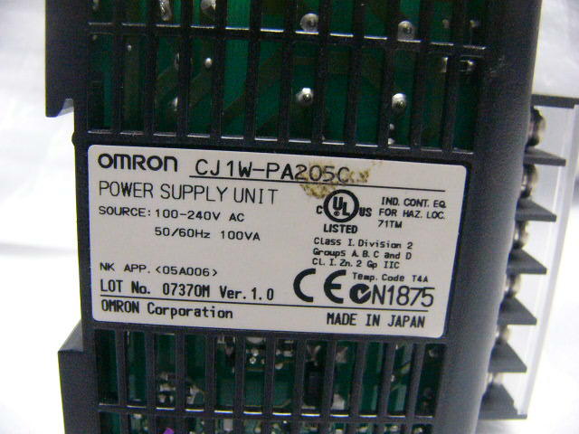 ★動作保証★ OMRON PLC 電源装置 CJ1W-PA205C 複数有_画像2