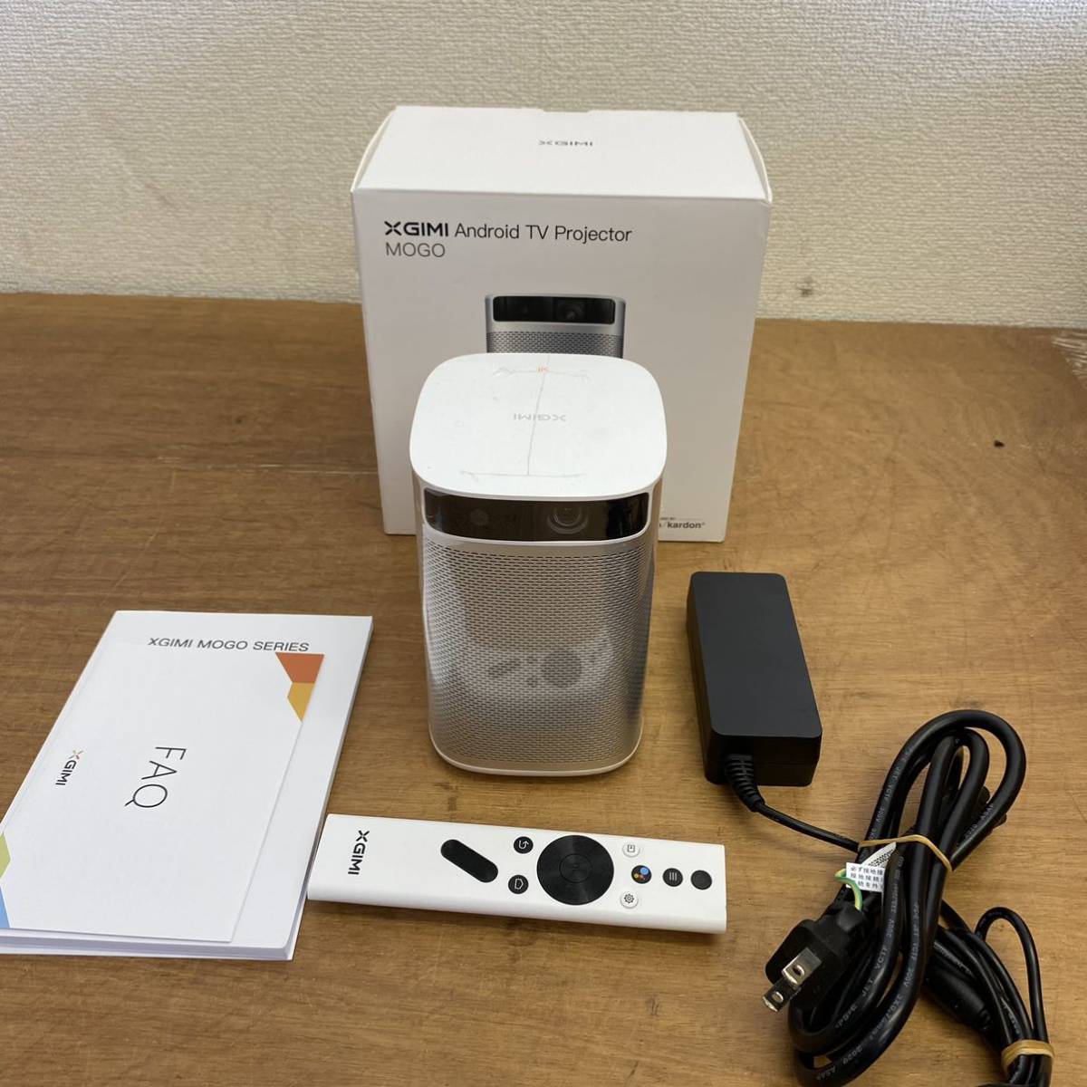 シルバーグレー サイズ XGIMI MoGo DLP 3D Projector モバイル