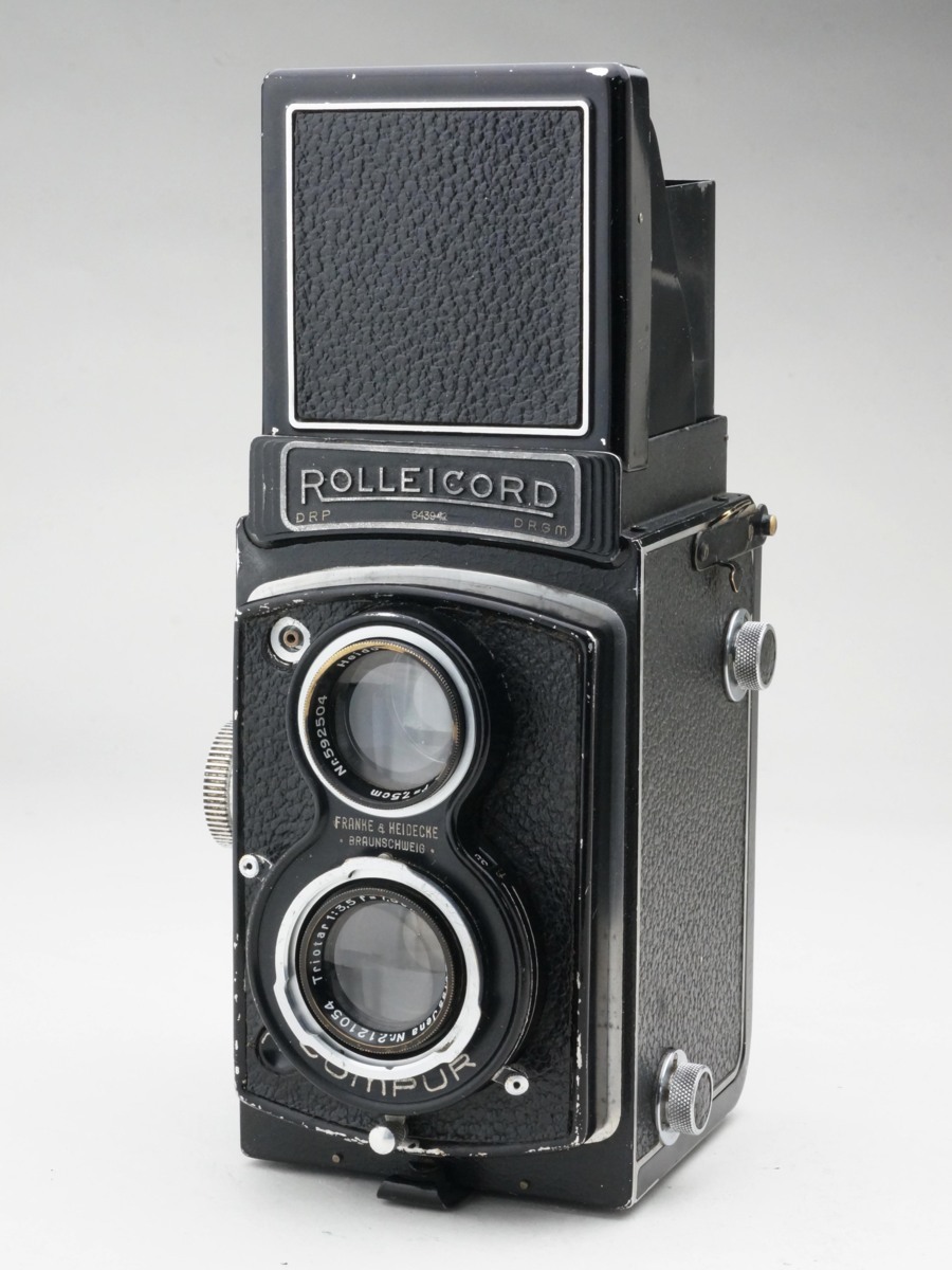 ドイツ直輸入!! ROLLEICORD IIb Model 3 Carl Zeiss Jena Triotar 7.5cm F3.5 !!! 1938年 戦前の ローライコード !! Rolleiflex 0301_画像2