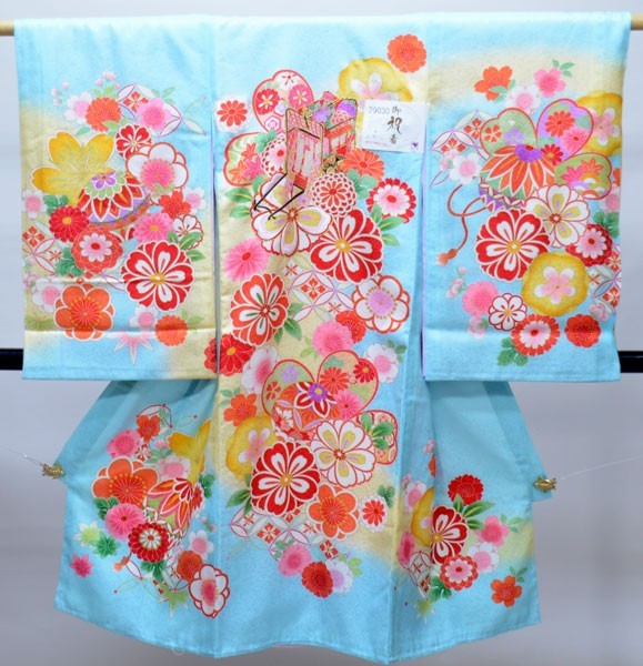 SALE】 お宮参り NO29030 (株)安田屋 新品 綸子地 刺繍 豪華絢爛