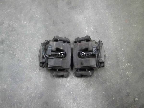 * Benz W210 latter term front caliper *