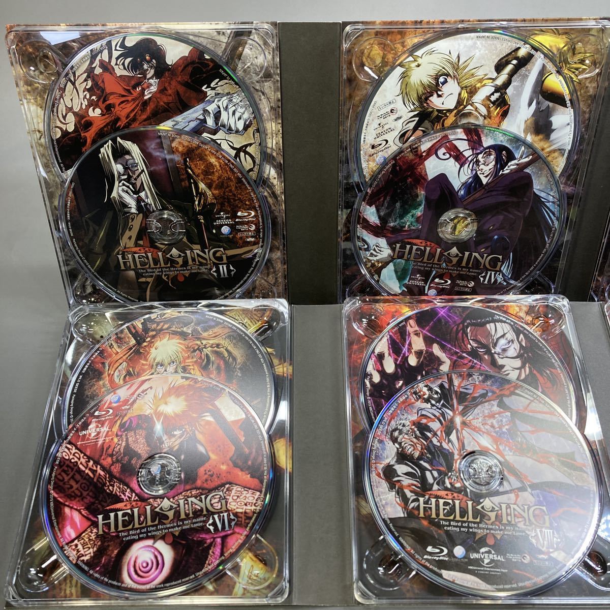☆ □ 期間限定生産 Blu-ray BOX【HELLSING OVA】ヘルシング 全2巻
