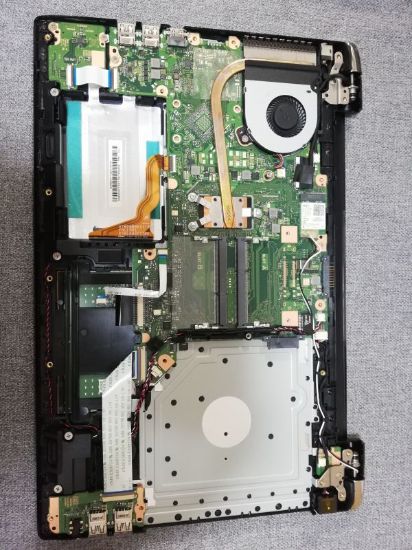 【ジャンク】東芝 dynabook T55/BBS Core i5-6200U BIOS起動可能 マザーボード 液晶パネル キーボード【動作確認済み】_画像5