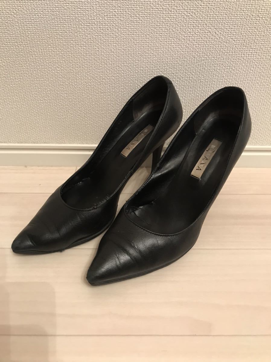 かなりの使用感あり DIANA ダイアナ 中古 職場用 仕事用 パンプス ハイヒール ピンヒール 黒 難あり 破れあり 汗染み 使用感大 整理 23cm