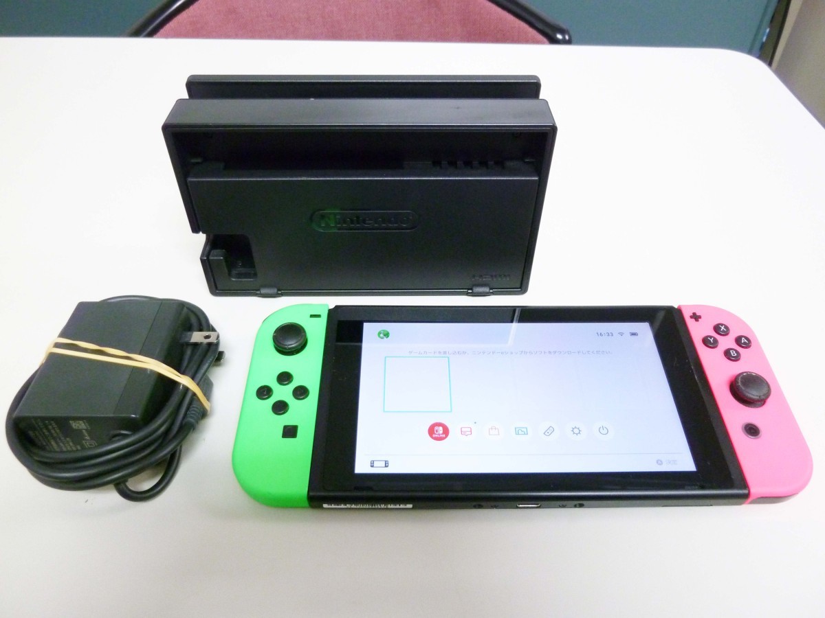 初期化済 Nintendo Switch 本体 ドック ACアダプタ Joy-Conグリップ セット ニンテンドースイッチ 任天堂 簡易動作確認済 w349_画像1