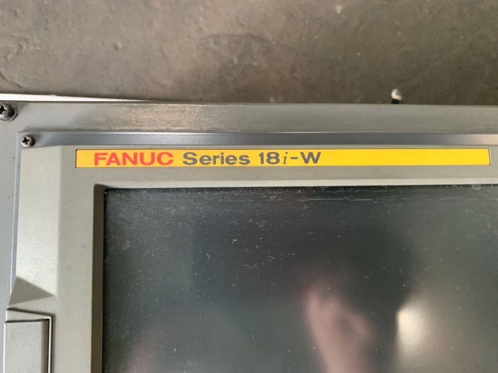 ff2184 fanuc ファナック 操作盤 モニター シリズ 18i-W 現状品