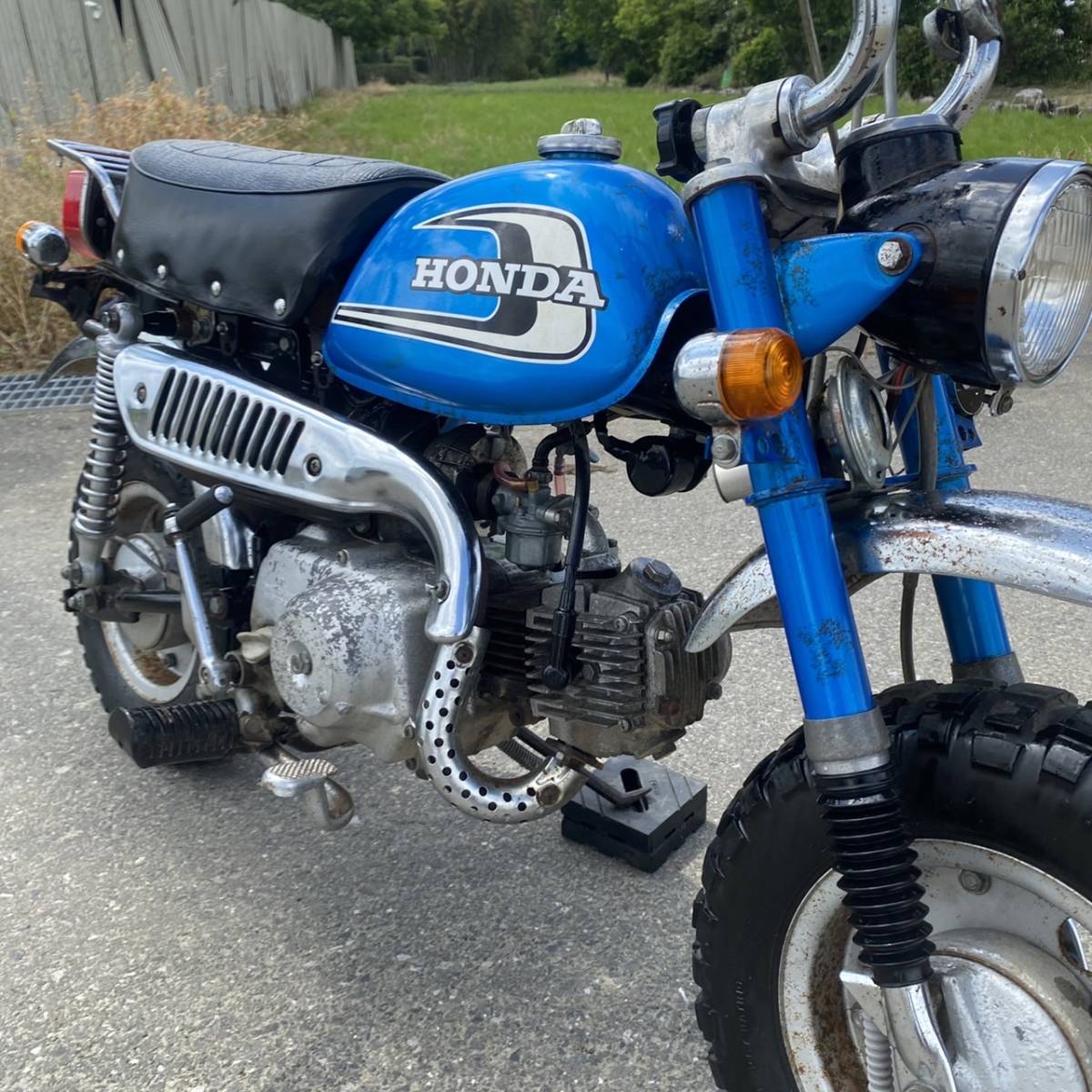 ホンダ モンキー50 Z50J 始動 書類付 現状車 希少 1702㌔純正 ホンダ モンキー50 Z50J 始動 書類付 現状車 希少 1702㌔純正