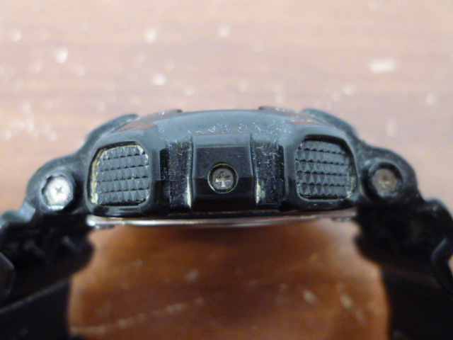 CASIO G-SHOCK GA-110GB ブラック ゴールド Gショック 腕時計 不動 動作未確認 ジャンク扱い 激安1円スタート_画像2