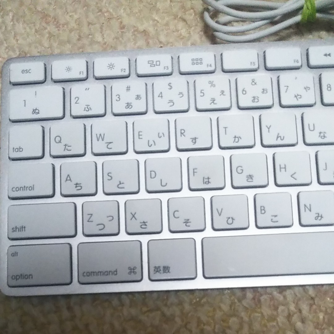 Apple USBキーボード(テンキー付き)　A1243