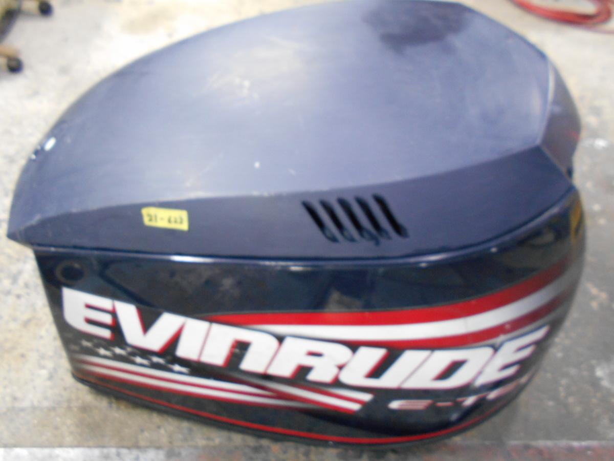 21-622 EVINRUDE エビンルード 船外機用 2スト F250馬力船外機用 エンジンカウル/トップカウル バスボート等 中古品