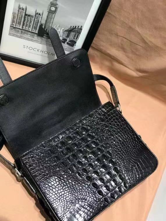 クロコダイル 背革センター取り ショルダーバッグ 本物保証 ワニ革