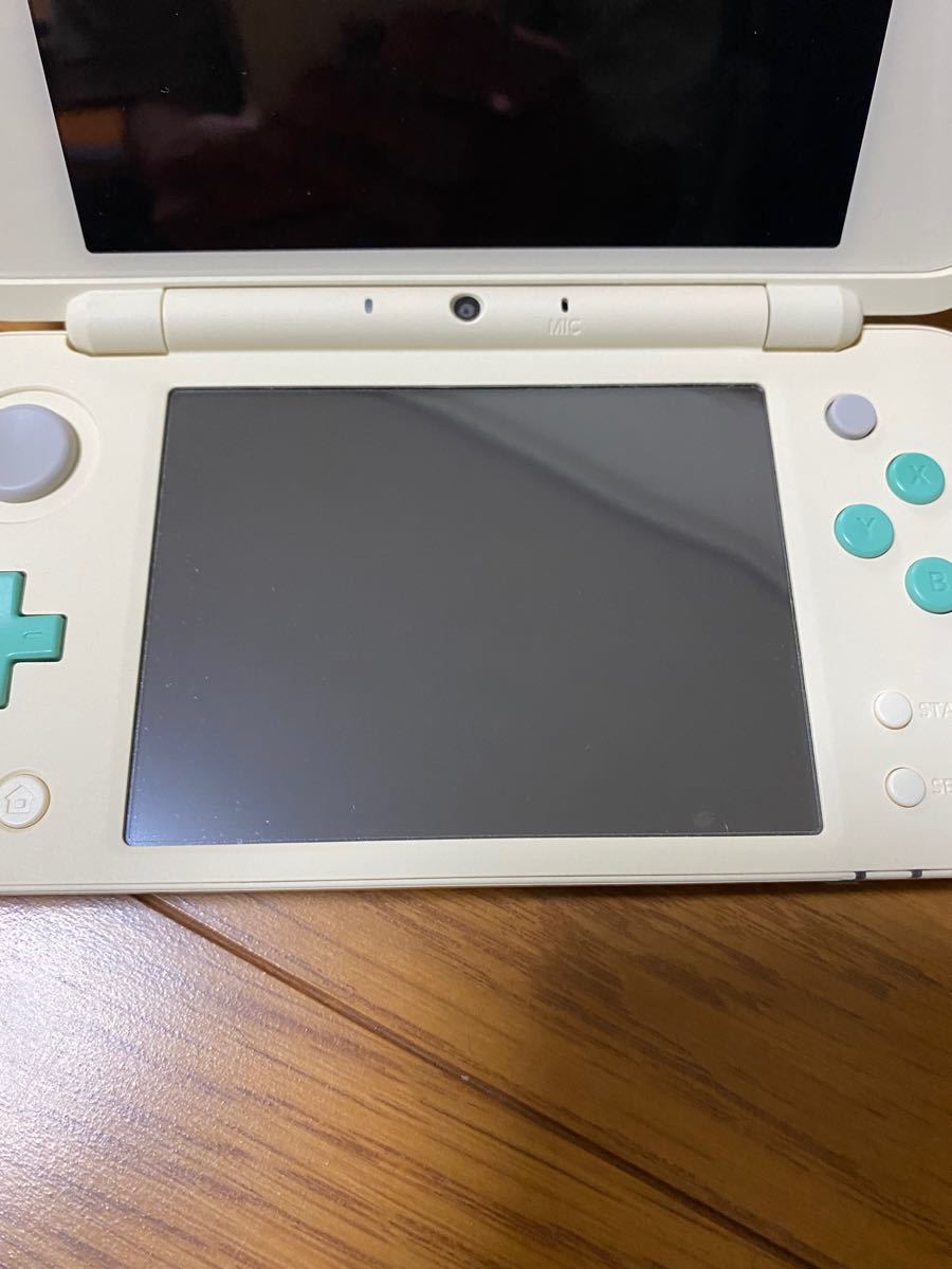 New ニンテンドー 2DS LL とびだせどうぶつの森 パック