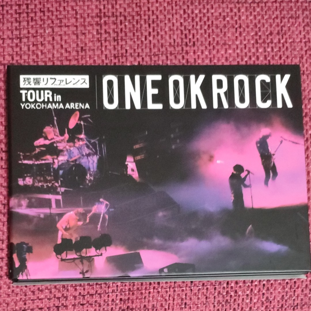 全メンバーサイン入り“残響リファレンスTOUR in YOKOHAMA ARENA ONE OK ROCK