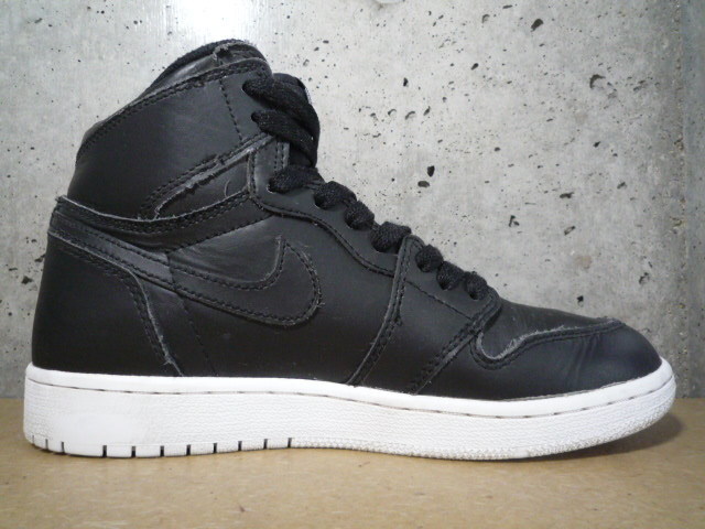 〇NIKE　AIR JORDAN 1 RETRO HI "Cyber Monday"　ナイキ エアジョーダン1　サイバーマンデーUS4Y EU36　JP23　［575441-006］_画像7