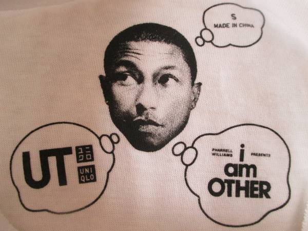 送料180円 Pharrell Williams ユニクロ 半袖 プリント Tシャツ S 白 UNIQLO ファレルウィリアムス UT_首内側プリント