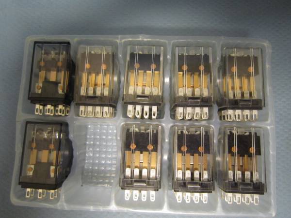  Fuji electro- machine FRL-263 A024/04CS*7 piece Mini control relay HH53P DC12V*2 piece 