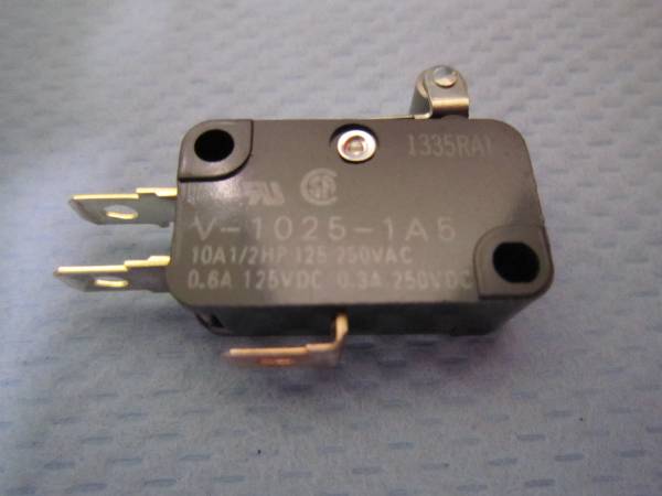 OMRON V-1025-1A5*100個 オムロン小形基本スイッチ_画像3