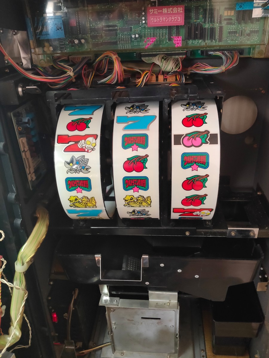 パチスロ実機 サミー ウルトラマン倶楽部3 CT機|Yahoo!フリマ パチスロ実機 サミー ウルトラマン倶楽部3 CT機|Yahoo!フリマ