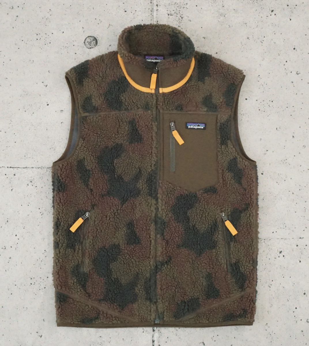 【送料無料】 patagonia パタゴニア M's Classic Retro-X Vest 23048FA18 メンズ クラシック レトロX ベスト 迷彩 カモ サイズS_画像1