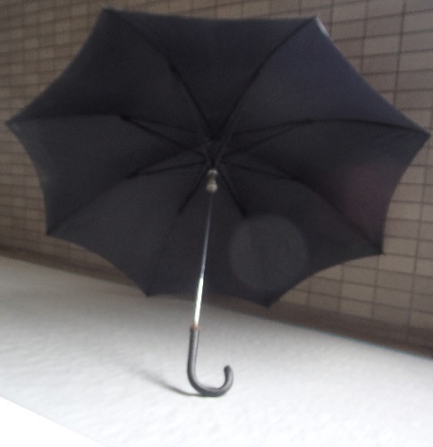 990/ long umbrella umbrella / men's rain for / black / one touch Jump system / cloth : black / at hand : leather stone .: metal // parent .58. total length 69./ touch fasteners ./USED