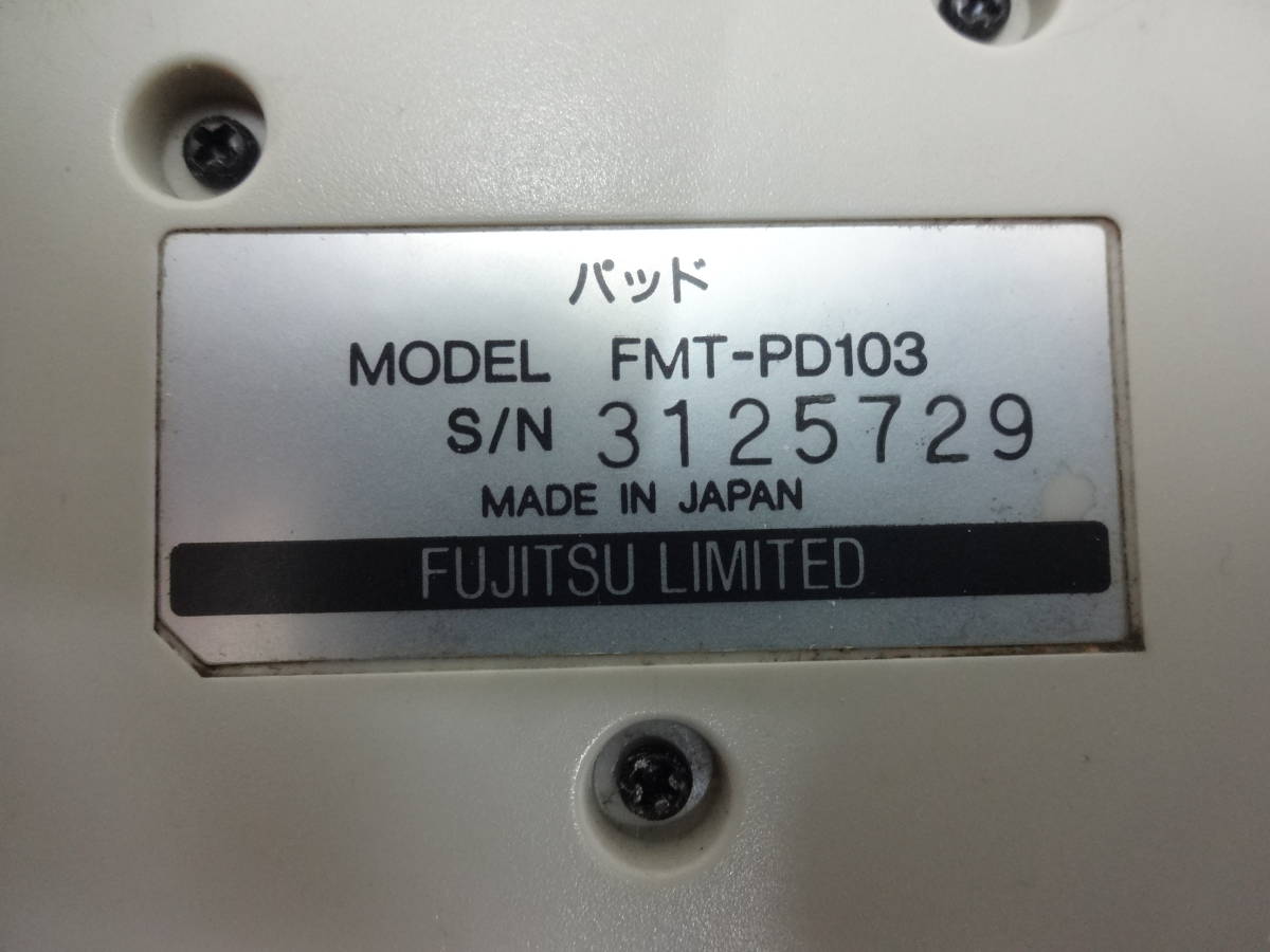 ★4723 富士通 FUJITSU FM-TOWNS用ゲームパッド FMT-PD103 動作未確認ジャンク扱い_画像3