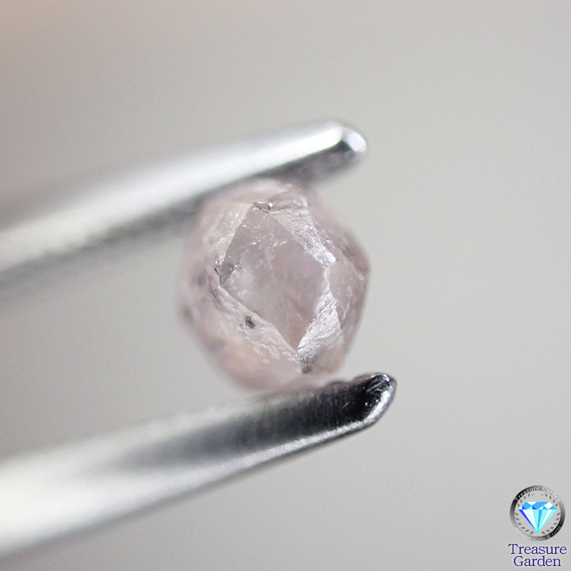 トレジャーG 超レア 二十四面体 ピンクダイヤモンド 原石 約0.29ct 美 