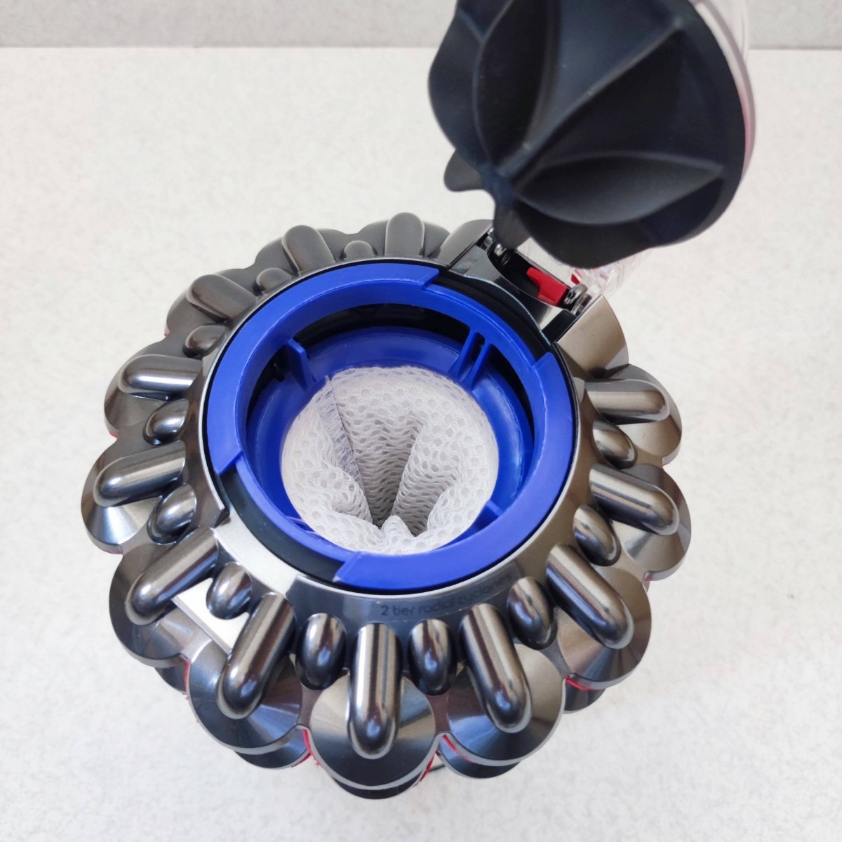 ダイソン DC63 キャニスター 掃除機 セット 分解清掃 動作良好 ダイソン DC63 キャニスター 掃除機 セット 分解清掃 動作良好