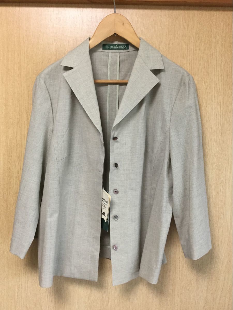新品　春夏　パンツスーツ　カーキベージュ　New Yorker 13号　日本製 レディースファッション ビジネススーツ