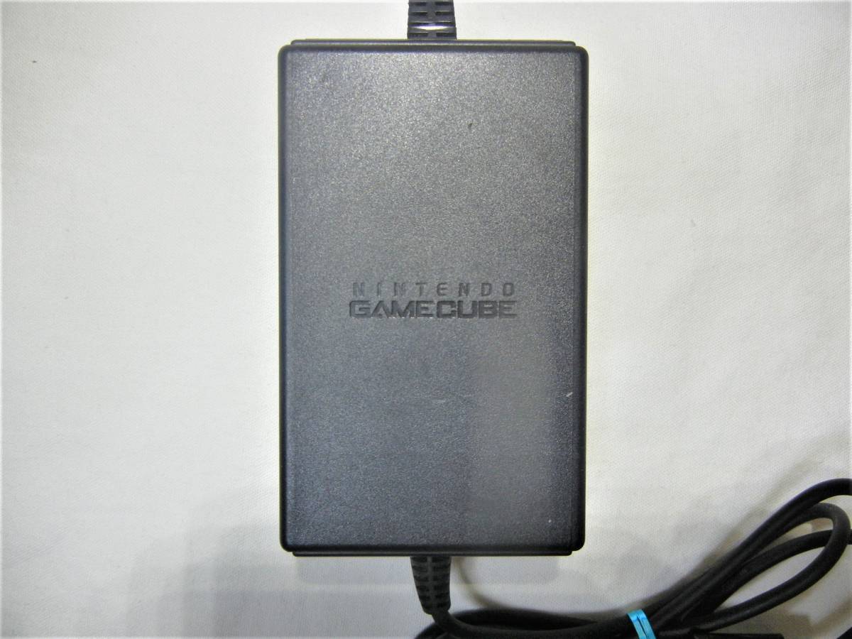 Nintendo 任天堂 GAMECUBE ゲームキューブ ■ACアダプター DOL-002　AVケーブル■ 　動作確認済み_画像2