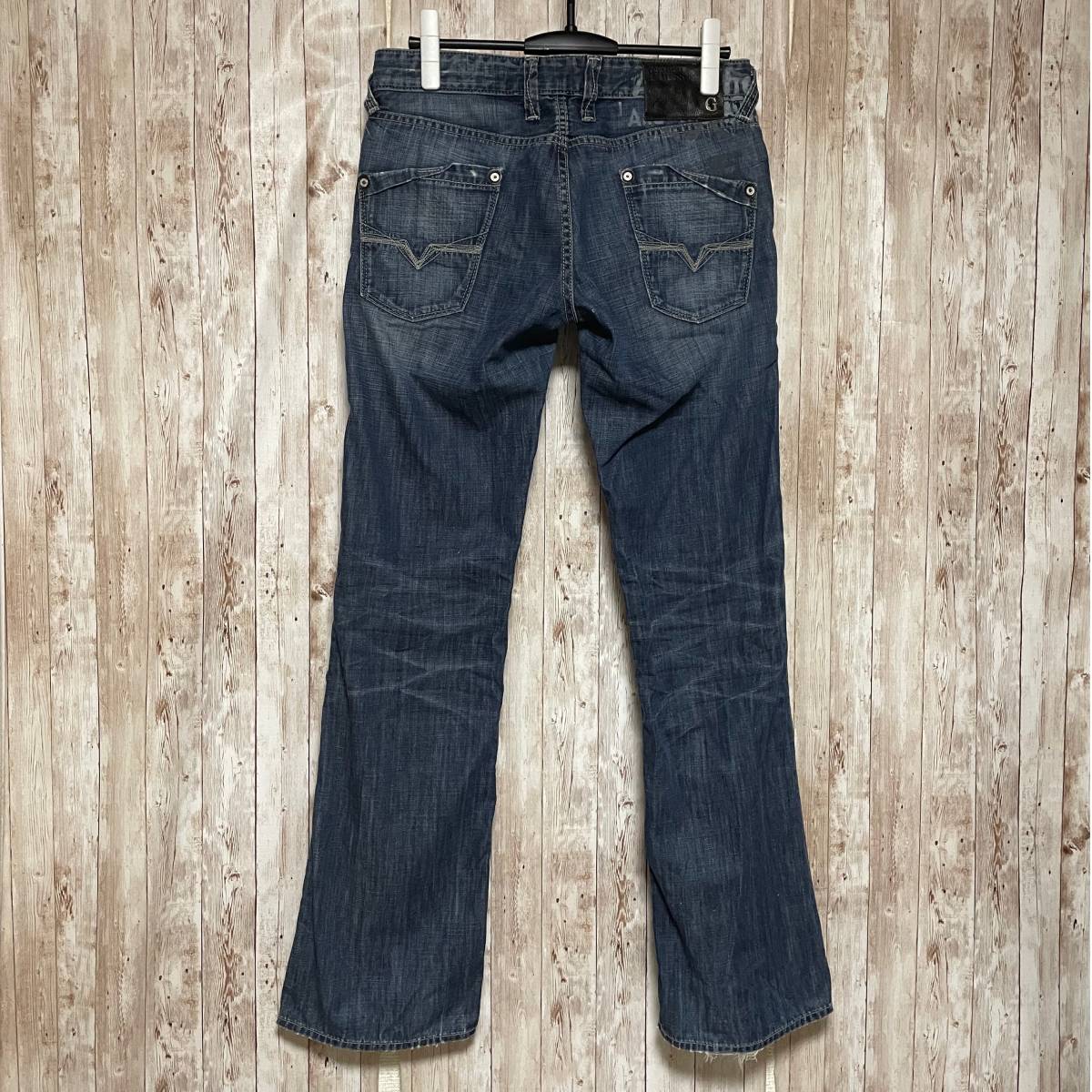 ★Guess Premium Falcon BootCut スタッズ ジーンズ_画像5