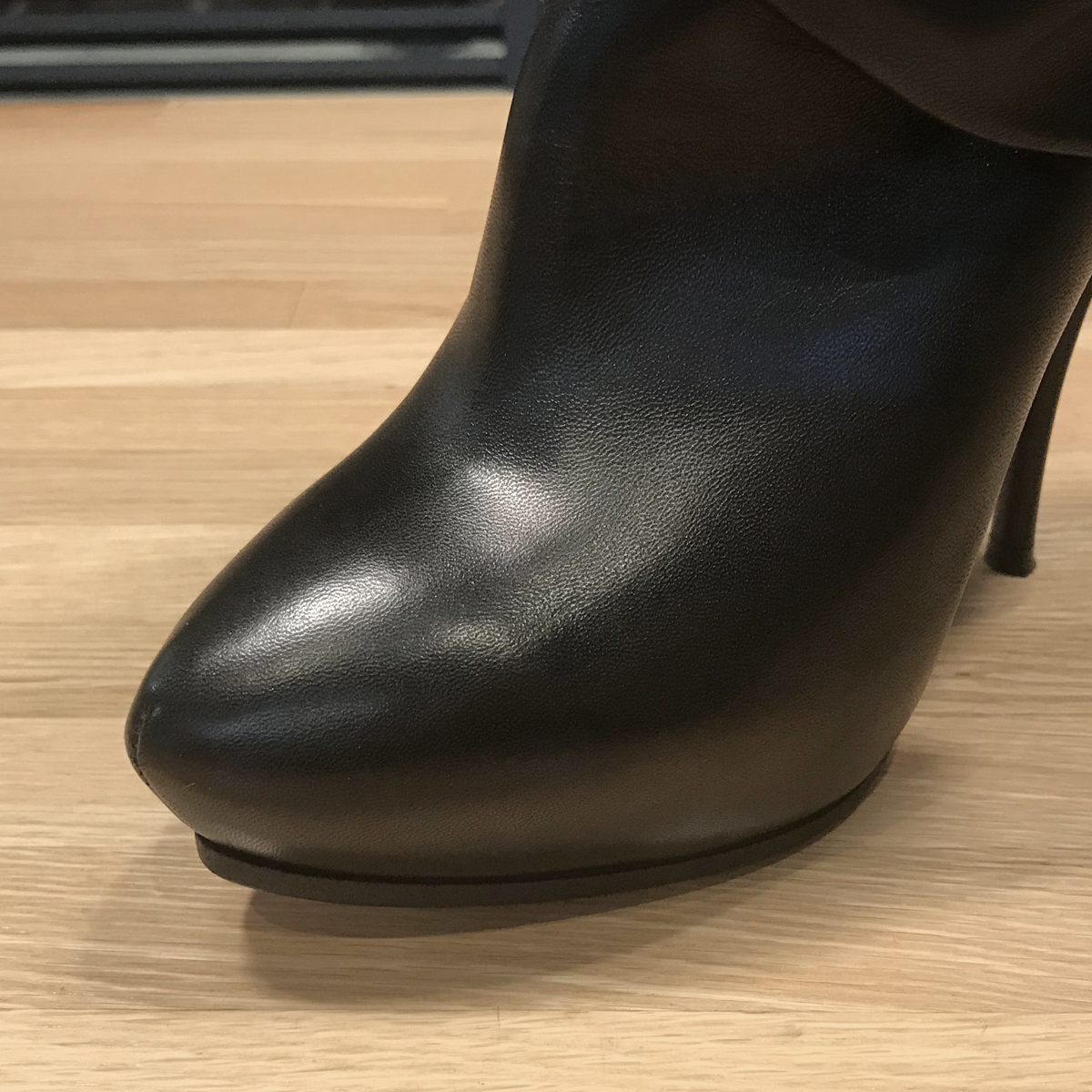 [ очень красивый товар ] Victor & Rolf 22.5cm #36 лента дизайн короткие сапоги ботиночки булавка каблук овчина черный чёрный 03094