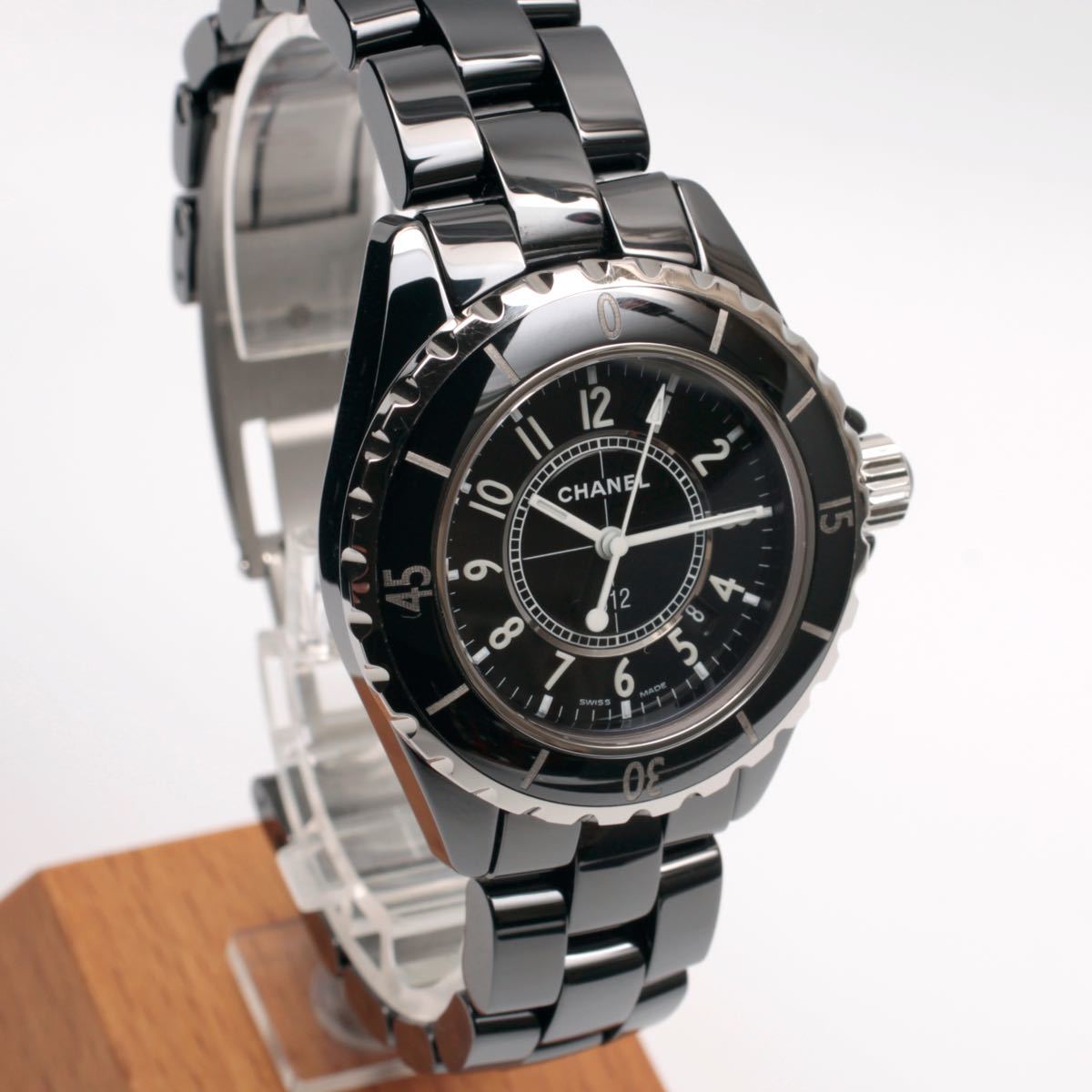 ☆CHANEL J12 33mm ブラックセラミック H0681 シャネル腕時計 正規純正