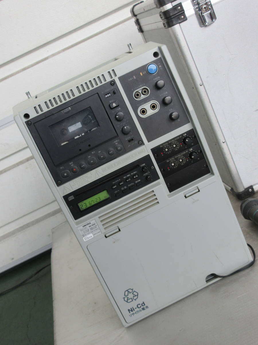 UNI-PEX ユニペックス WA-352D マイク2本・スタンド・ケース付き UNI-PEX ユニペックス WA-352D マイク2本・スタンド・ケース付き