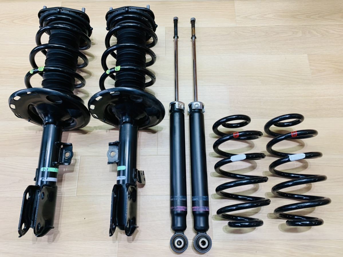 Yahoo!オークション - 美品 TOYOTA トヨタ ZRR80W 80系 ノア Yahoo!オークション - 美品 TOYOTA トヨタ ZRR80W 80系 ノア