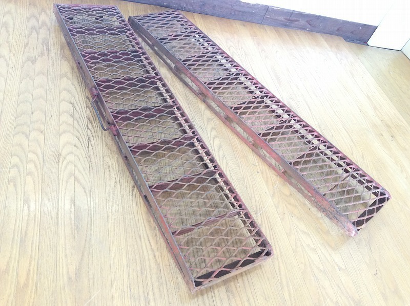 [ iron made Bridge / ladder Bridge / slope / foot board / road board / total length approximately 1500mm/ width approximately 310?/2 pcs set ] step difference 