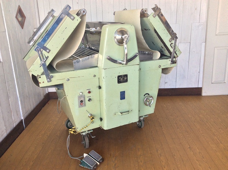製菓製パン店舗用品/鎌田機械製作所/パイローラー/リバース 製菓製パン店舗用品/鎌田機械製作所/パイローラー/リバース