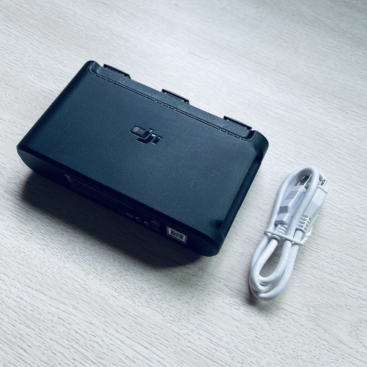 ☆mavic mini DJI 1100mA バッテリー 3本 充電ハブ付 disporabudpar