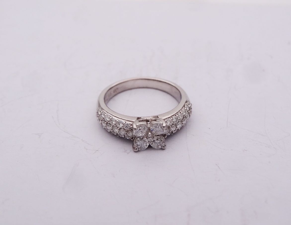 *Ponte Vecchio| Ponte Vecchio diamond ring 0.70ct K18WG*