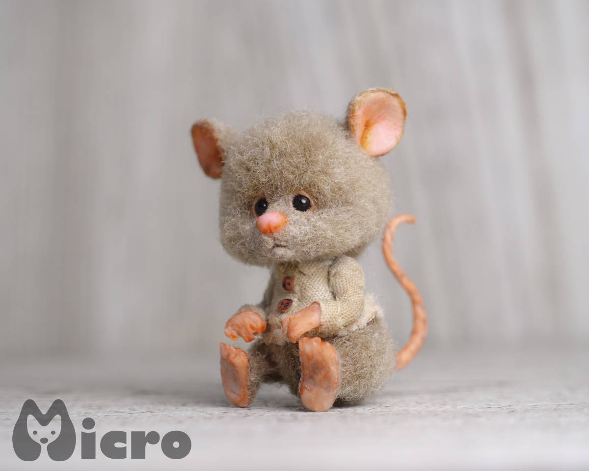 ★Micro★「mouse」高さ3.6ｃｍ・ねずみ・ハンドメイド・アンティーク風・羊毛フェルト・ドールハウスなどに★_画像2