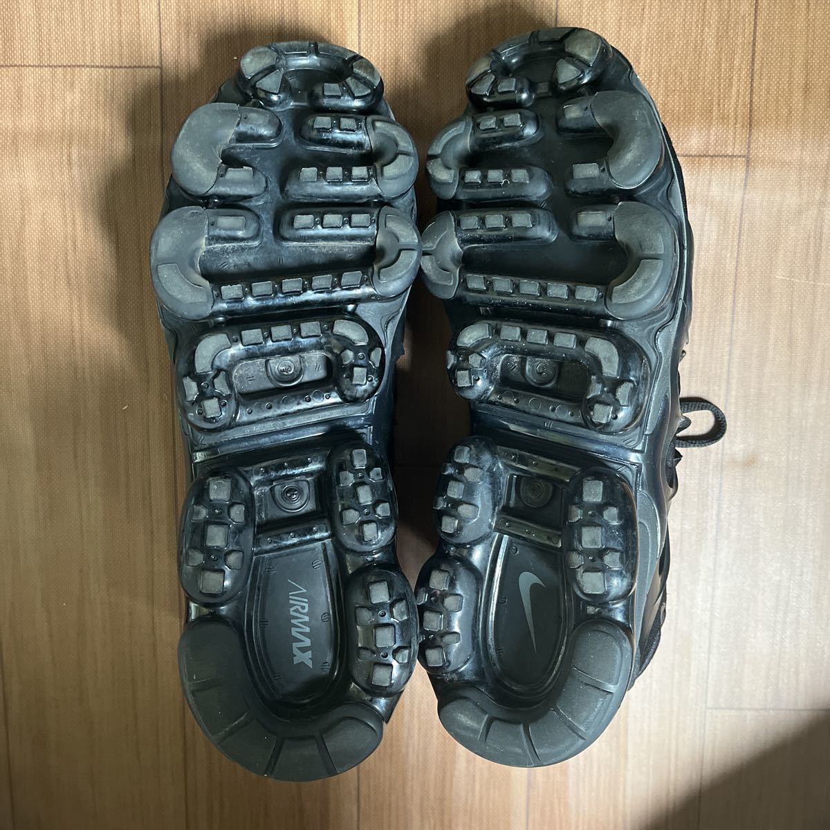 NIKE AIR VAPORMAX PLUS TRIPLE BLACK 28_画像6