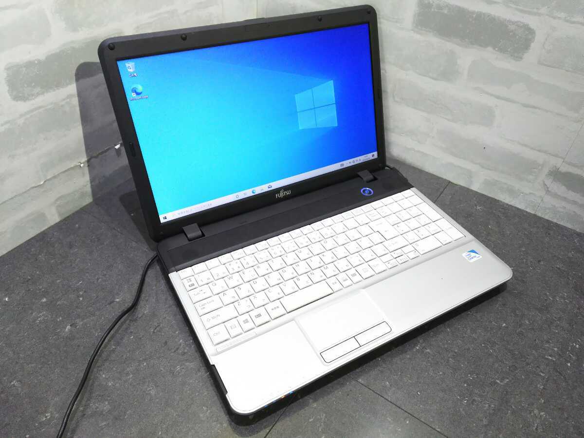 【中古動作品】管C4 FUJITSU LIFEBOOK A512/FX CPU Celeron B730 HDD320GB、メモリー2GB、バッテリー有り、クリーンインストール済み_画像1