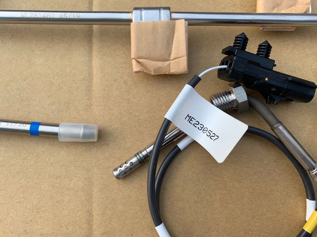 キャンター マフラー 純正新品 ME555982 差圧パイプ センサー キャンター マフラー 純正新品 ME555982 差圧パイプ センサー