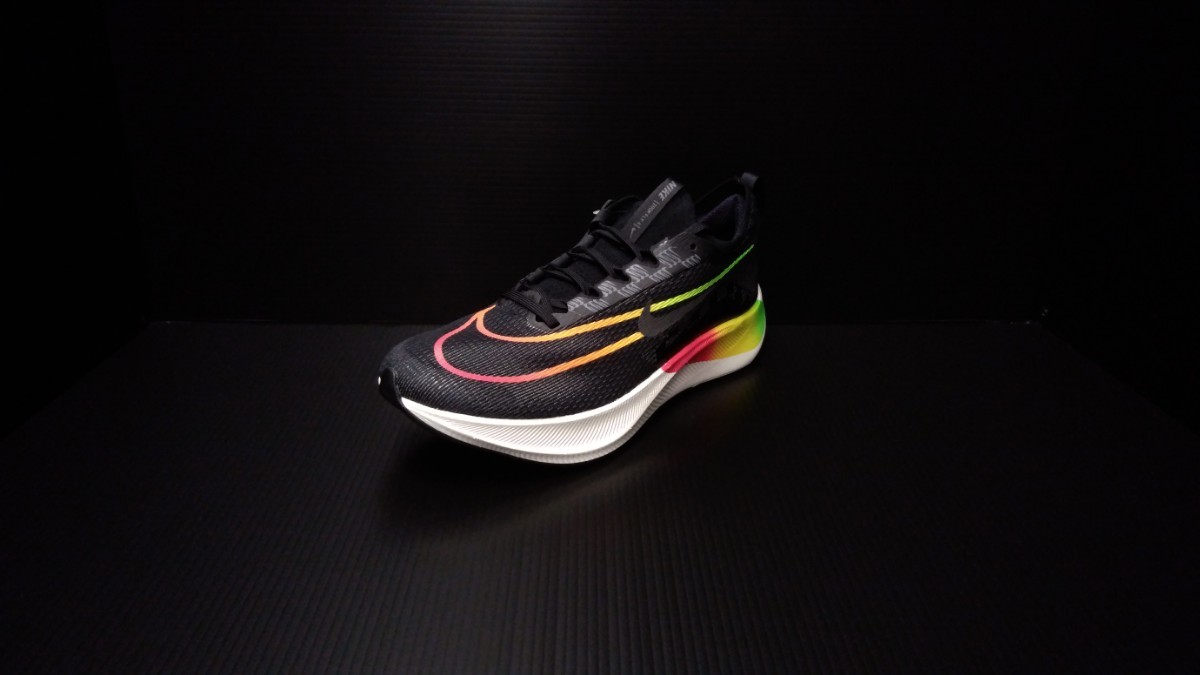 未使用品 NIKE ZOOM FLY 4 DQ4993 010