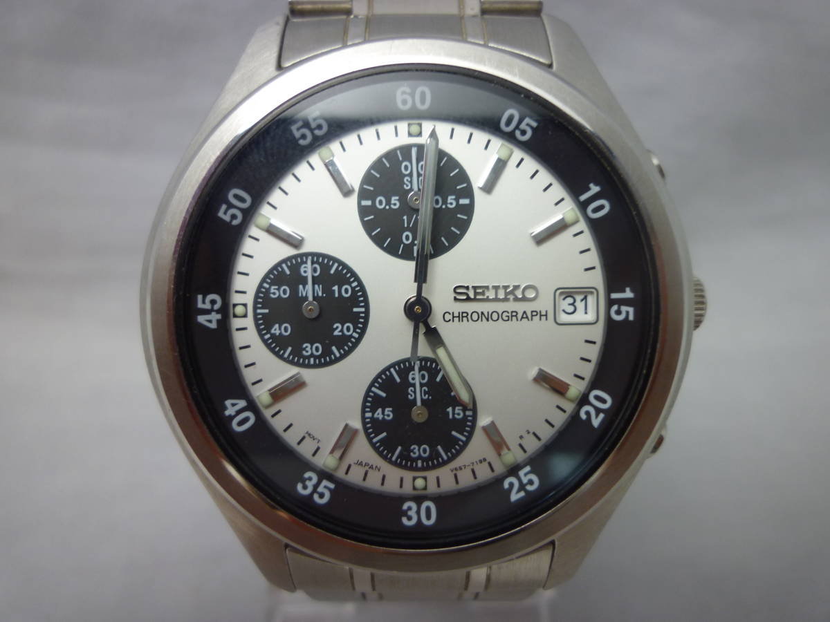 稼働品】SEIKO セイコー メンズ クオーツ 腕時計 クロノグラフ V657